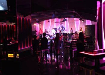 Club-malam-di-Bandung
