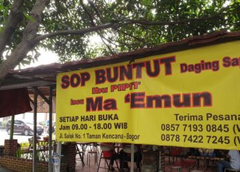 Sop-Buntut-Kaki-Lima