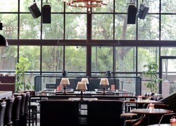 Rekomendasi-Lounge-Terbaik