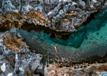 Pantai-Menakjubkan-Nusa-Penida